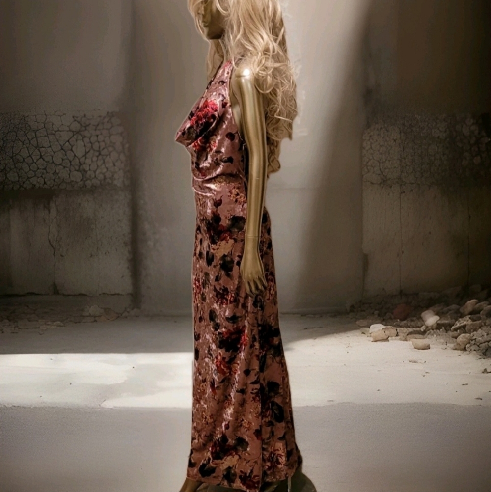 NWT Elegant Blush Floral Velvet Draped Neck Bodycon Day Maxi Dress Sz M - Picture 8 of 16